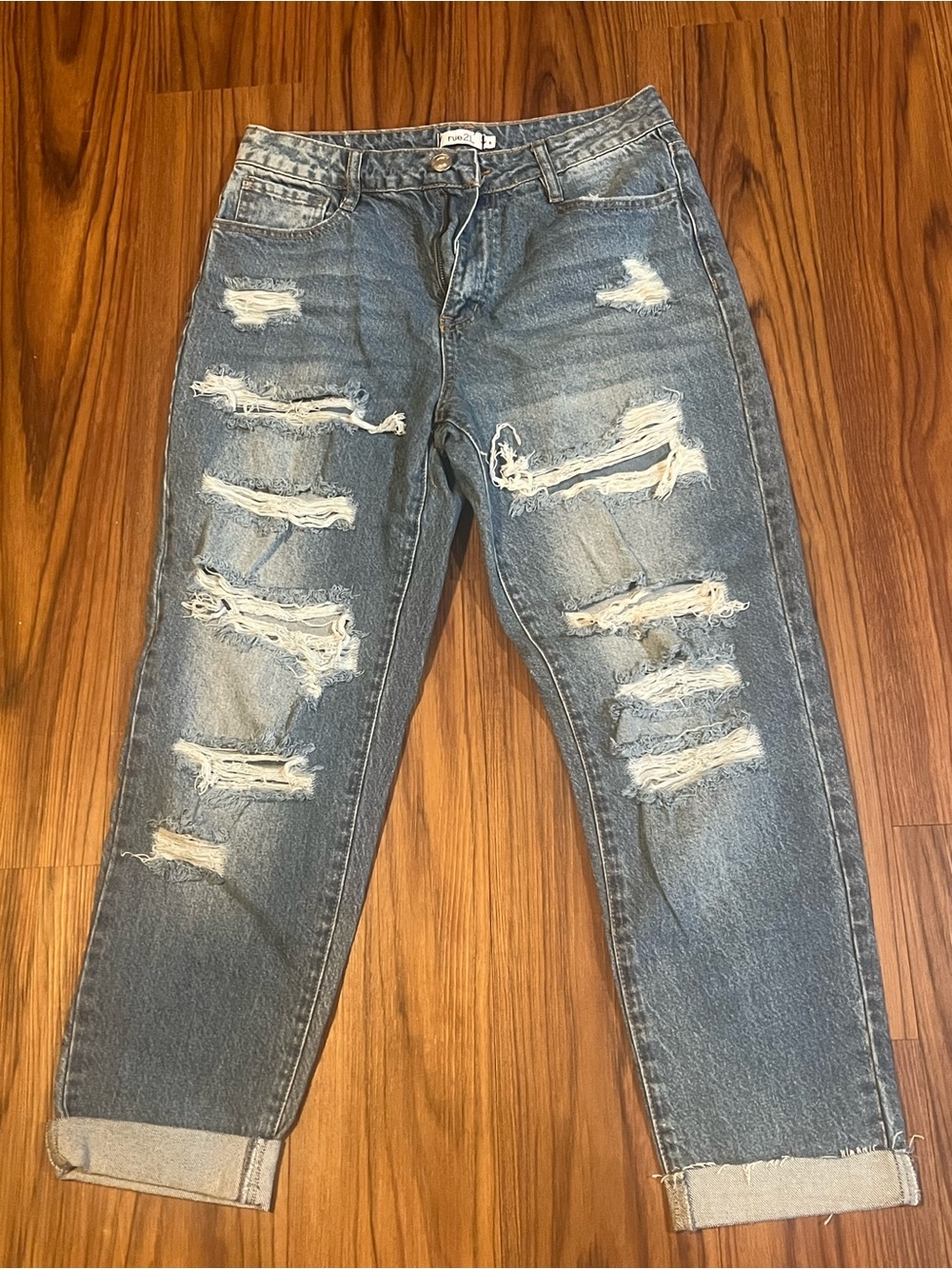 Women’s Distressed Blue Denim Jeans - boyfriend Fit